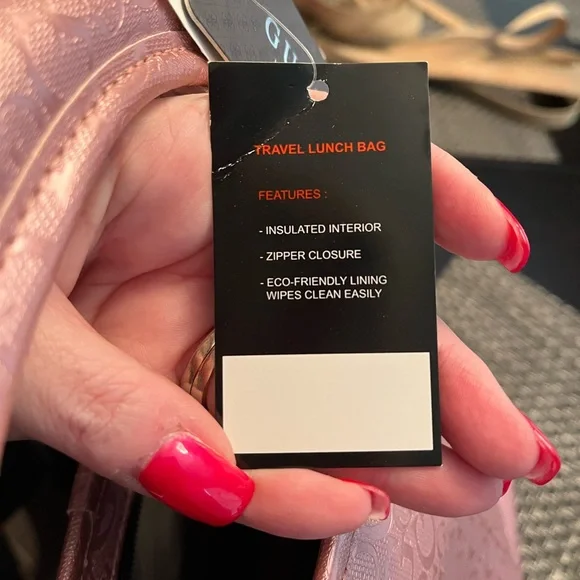 GUESS Pink Travel Lunch Bag - Picture 2 of 4